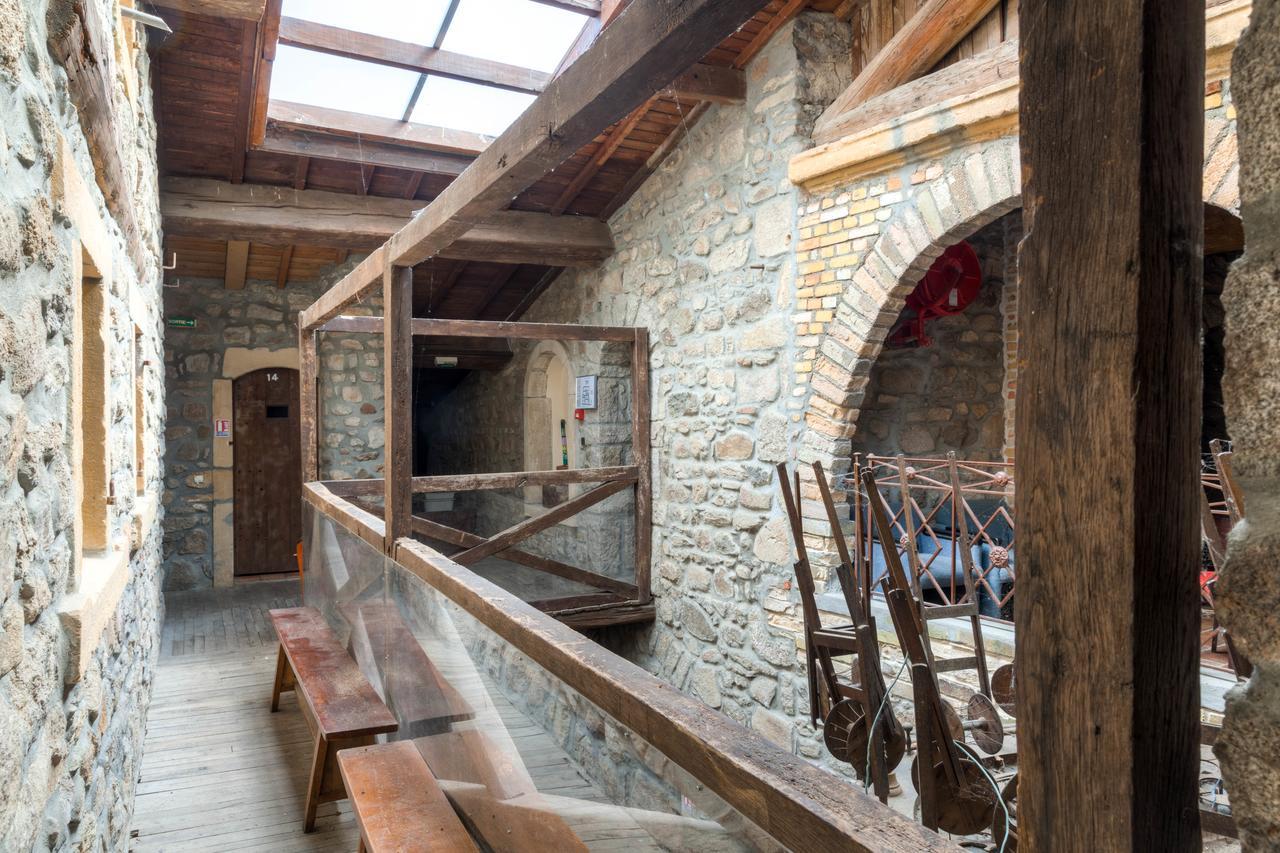 Montagny  Aux Prisons De Montagny B&B 외부 사진