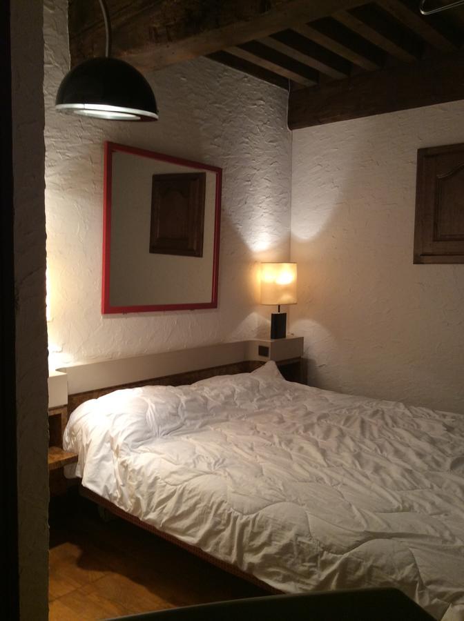 Montagny  Aux Prisons De Montagny B&B 외부 사진