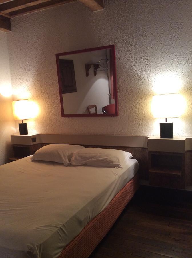 Montagny  Aux Prisons De Montagny B&B 외부 사진