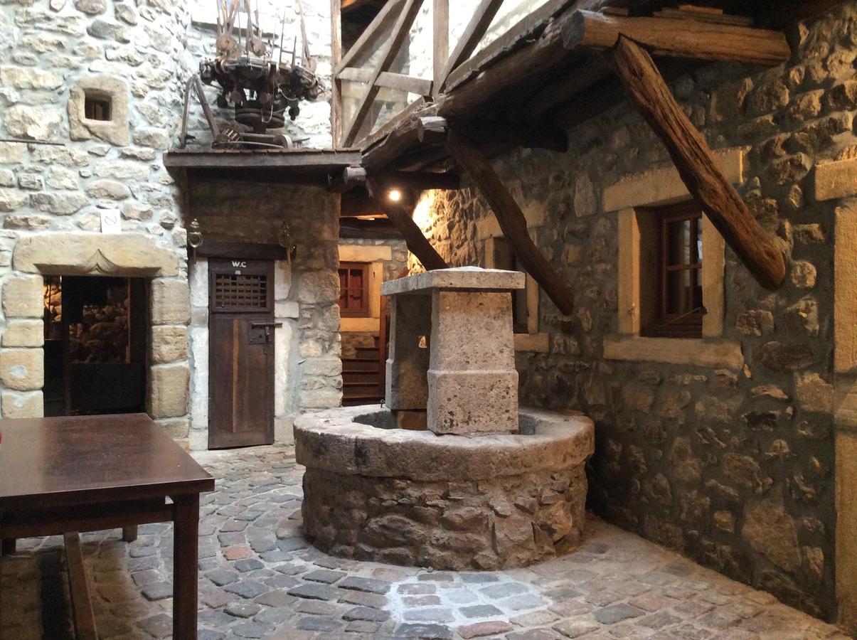 Montagny  Aux Prisons De Montagny B&B 외부 사진